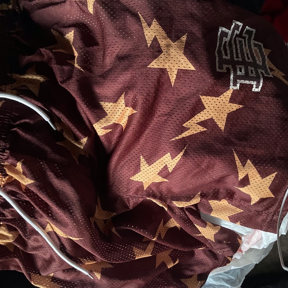 Star Patterned Bedding Set